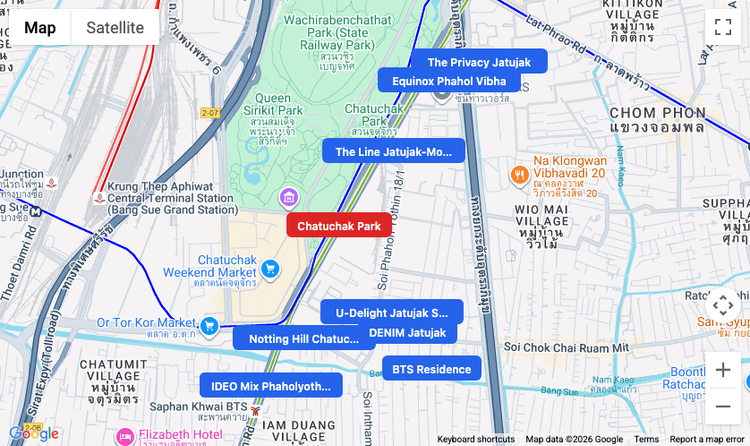Screenshot of Chatuchak Park (MRT Blue) area showing nearby condos and landmarks in Bangkok