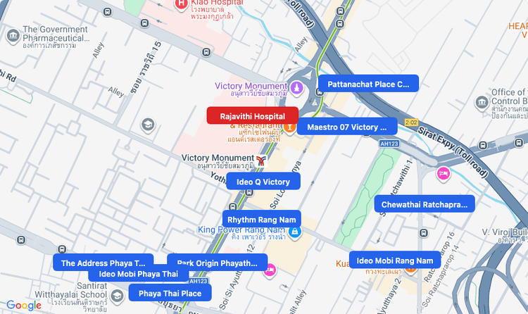 Screenshot of Rajavithi Hospital (hospital) area showing nearby condos and landmarks in Bangkok