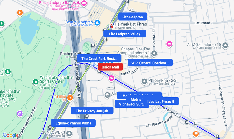 Screenshot of Union Mall (shopping) area showing nearby condos and landmarks in Bangkok