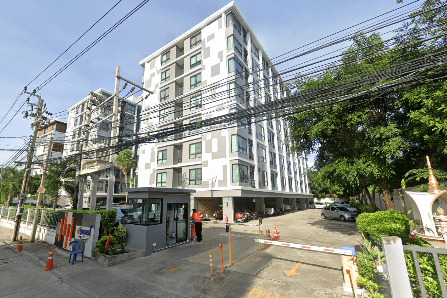 A Pool Condo - Bangkok condo exterior and facilities