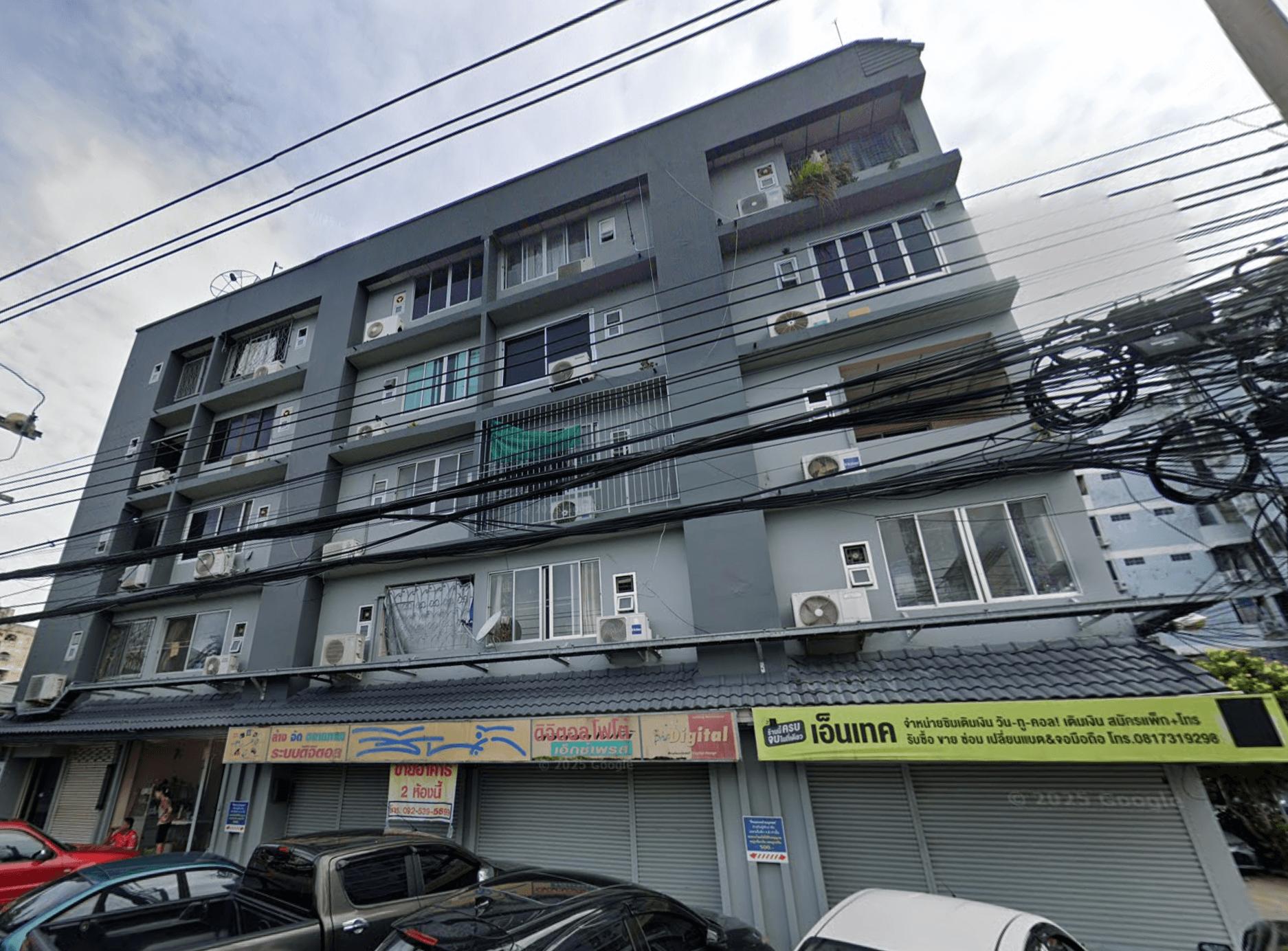 Airplane Place - Bangkok condo exterior and facilities