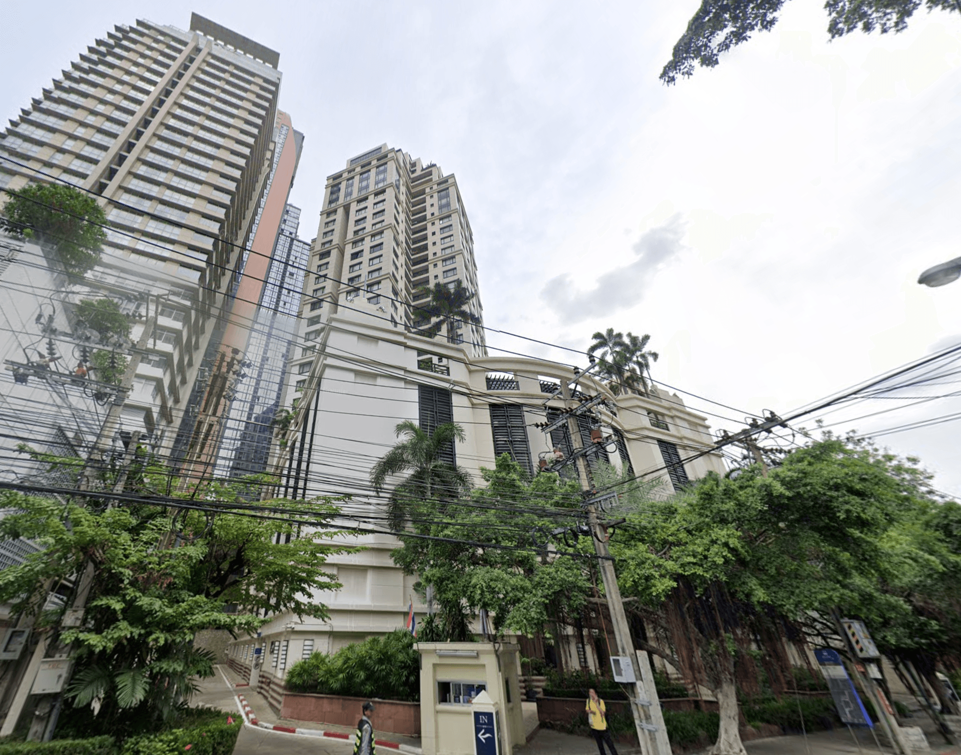 Baan Piya Sathorn - Bangkok condo exterior and facilities