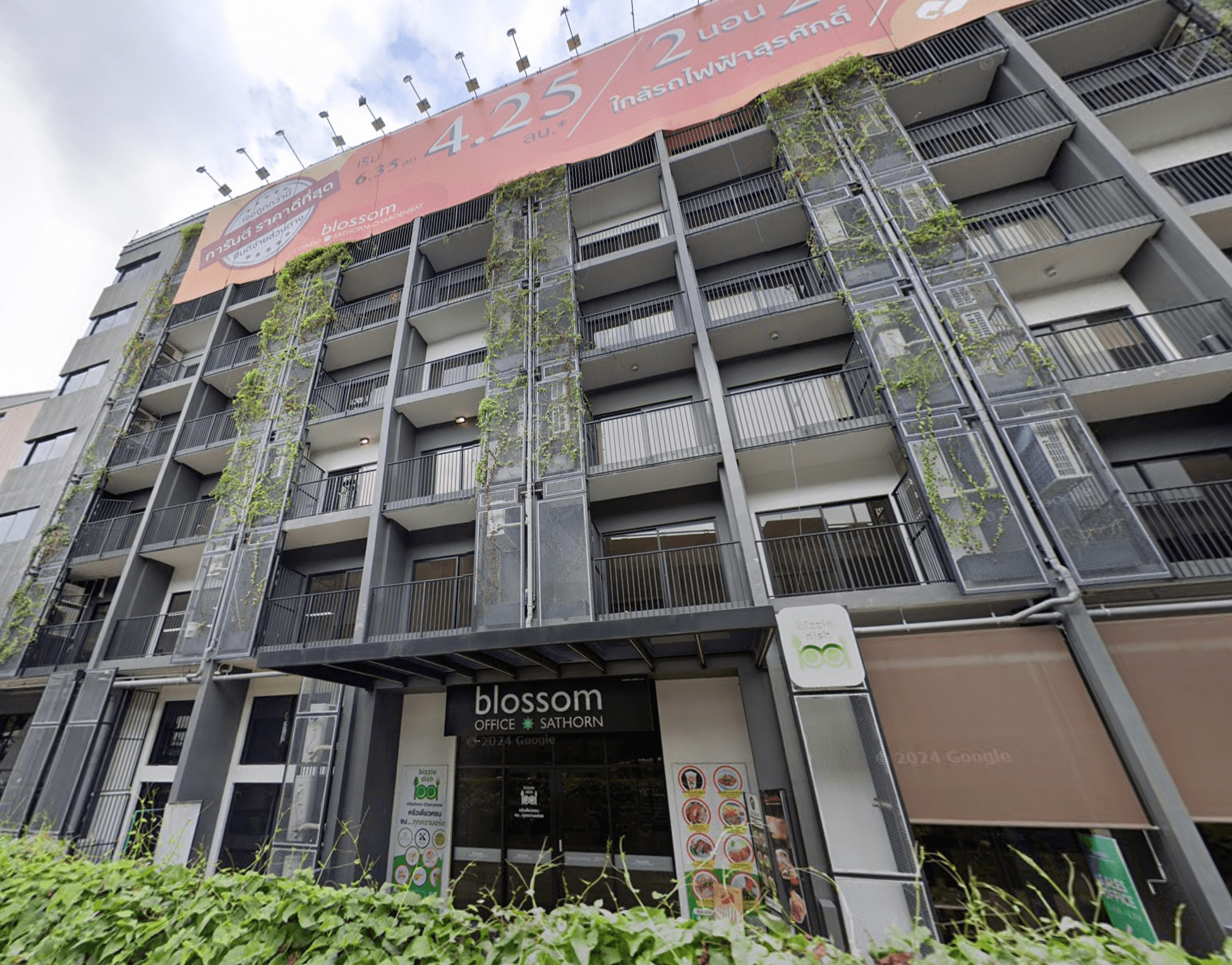 Blossom Condo Sathorn-Charoenrat - Bangkok condo exterior and facilities