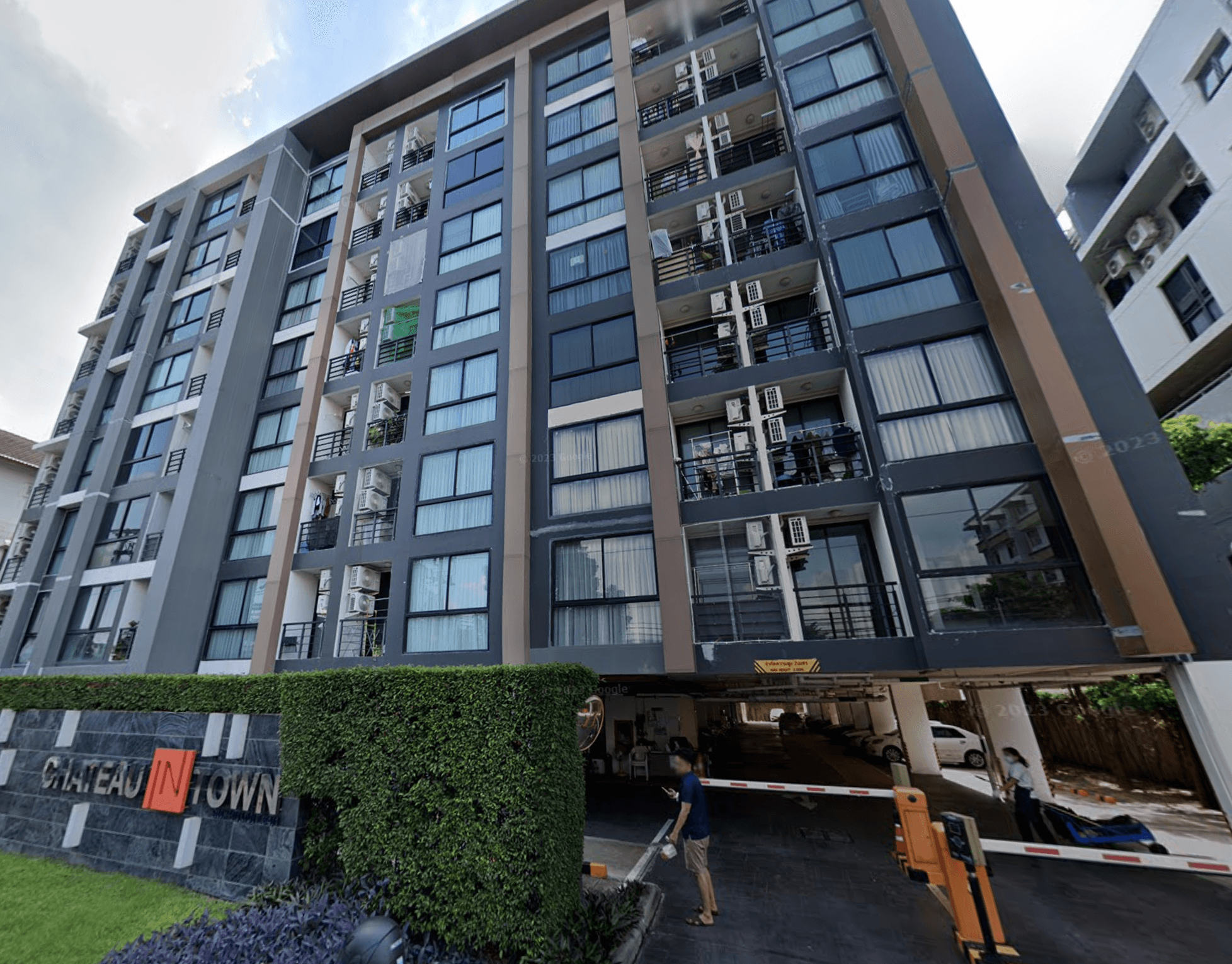 Chateau in Town Sukhumvit 64A - Skymoon - Bangkok condo exterior and facilities