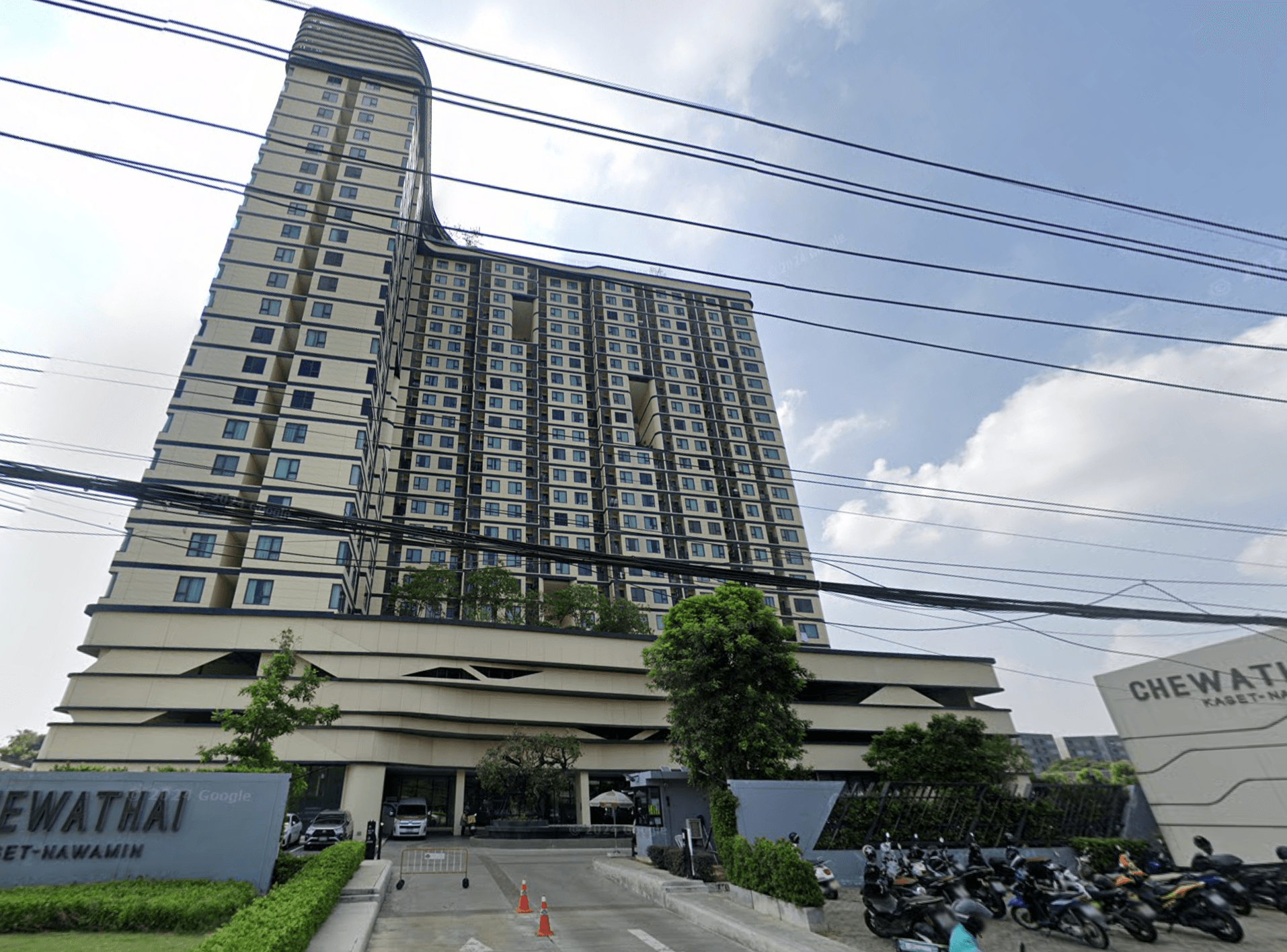 Chewathai Kaset-Nawamin - Bangkok condo exterior and facilities
