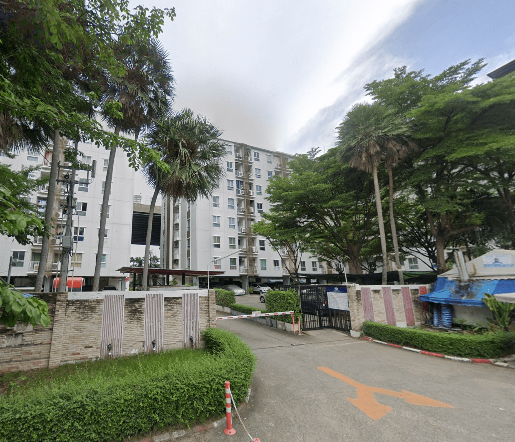 Condo Regent Home 7/1 - Bangkok condo exterior and facilities
