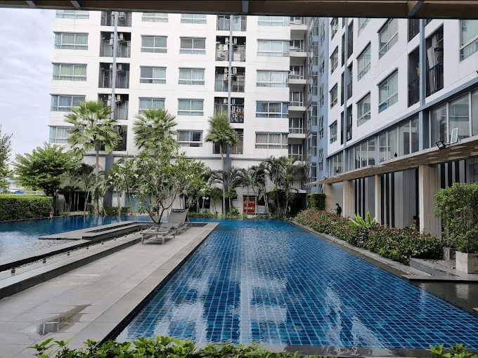 Dcondo Rattanathibet - Bangkok condo exterior and facilities