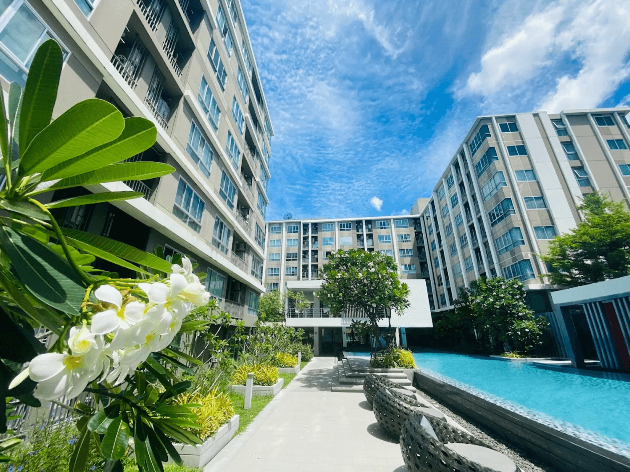 dcondo Sukhumvit 109 - Bangkok condo exterior and facilities