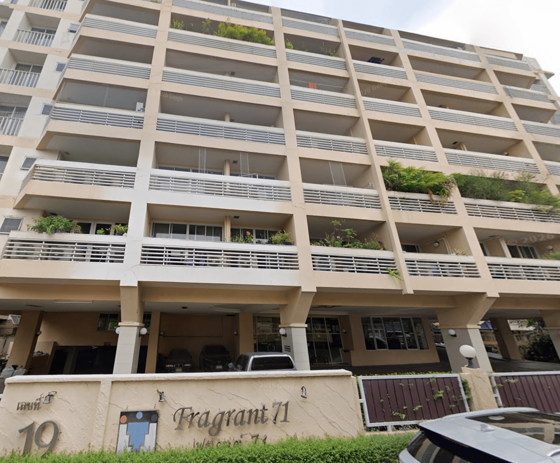 Fragrant 71 Condo - Bangkok condo exterior and facilities