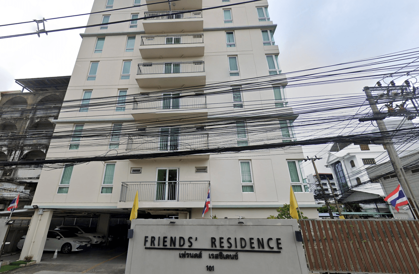 Friends' Residence - Bangkok condo exterior and facilities