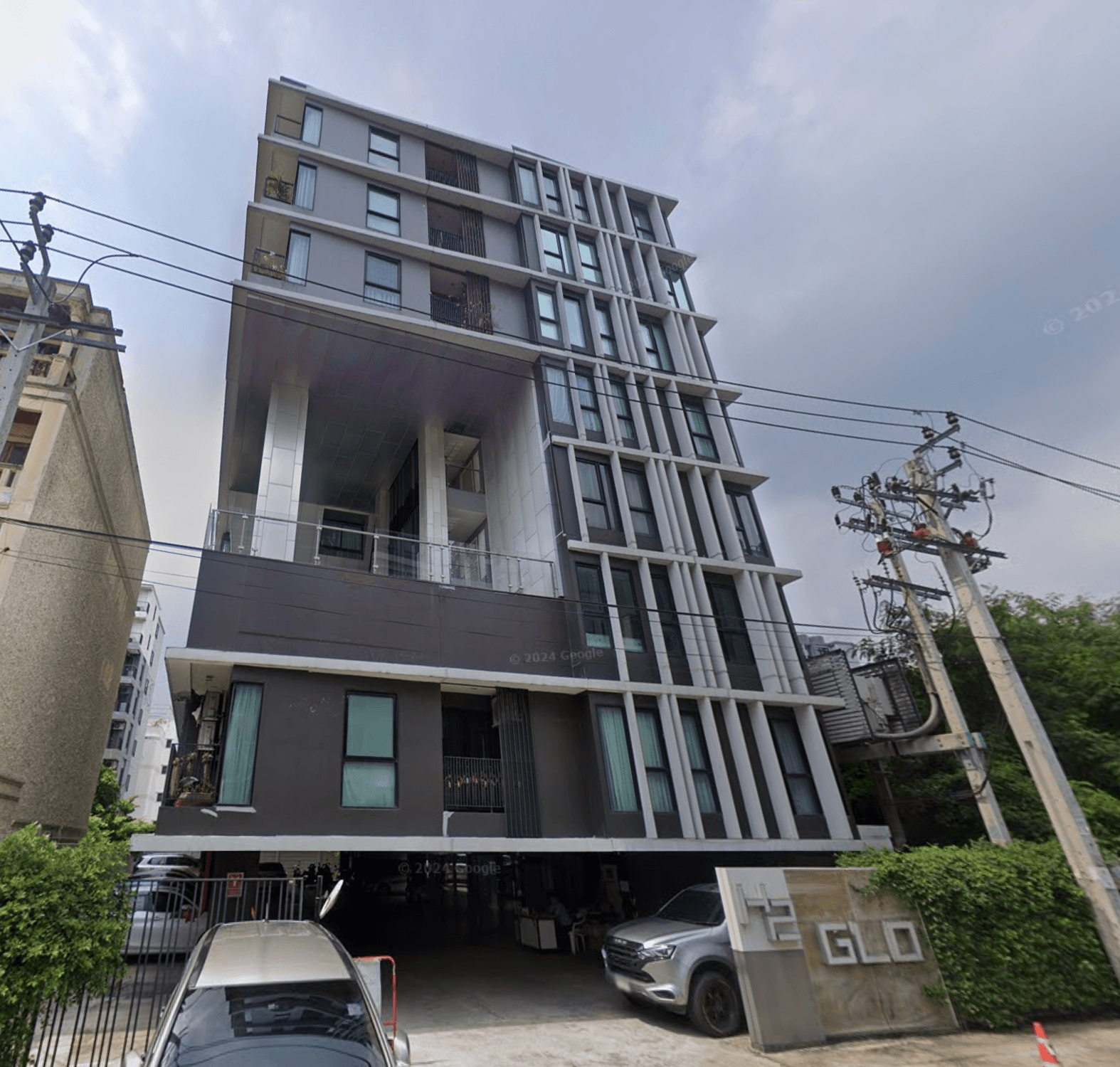 H2 Condo Glass - Bangkok condo exterior and facilities