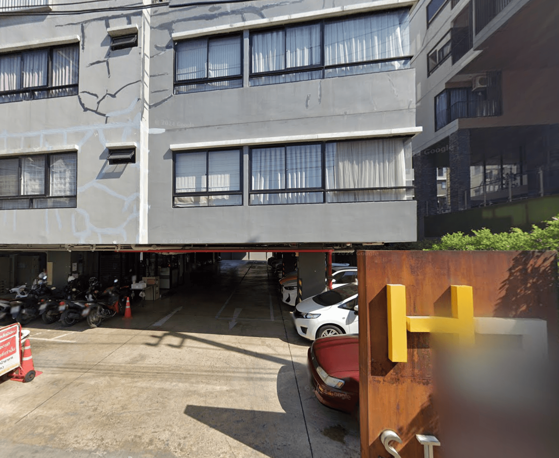 H2 condo Steel - Bangkok condo exterior and facilities