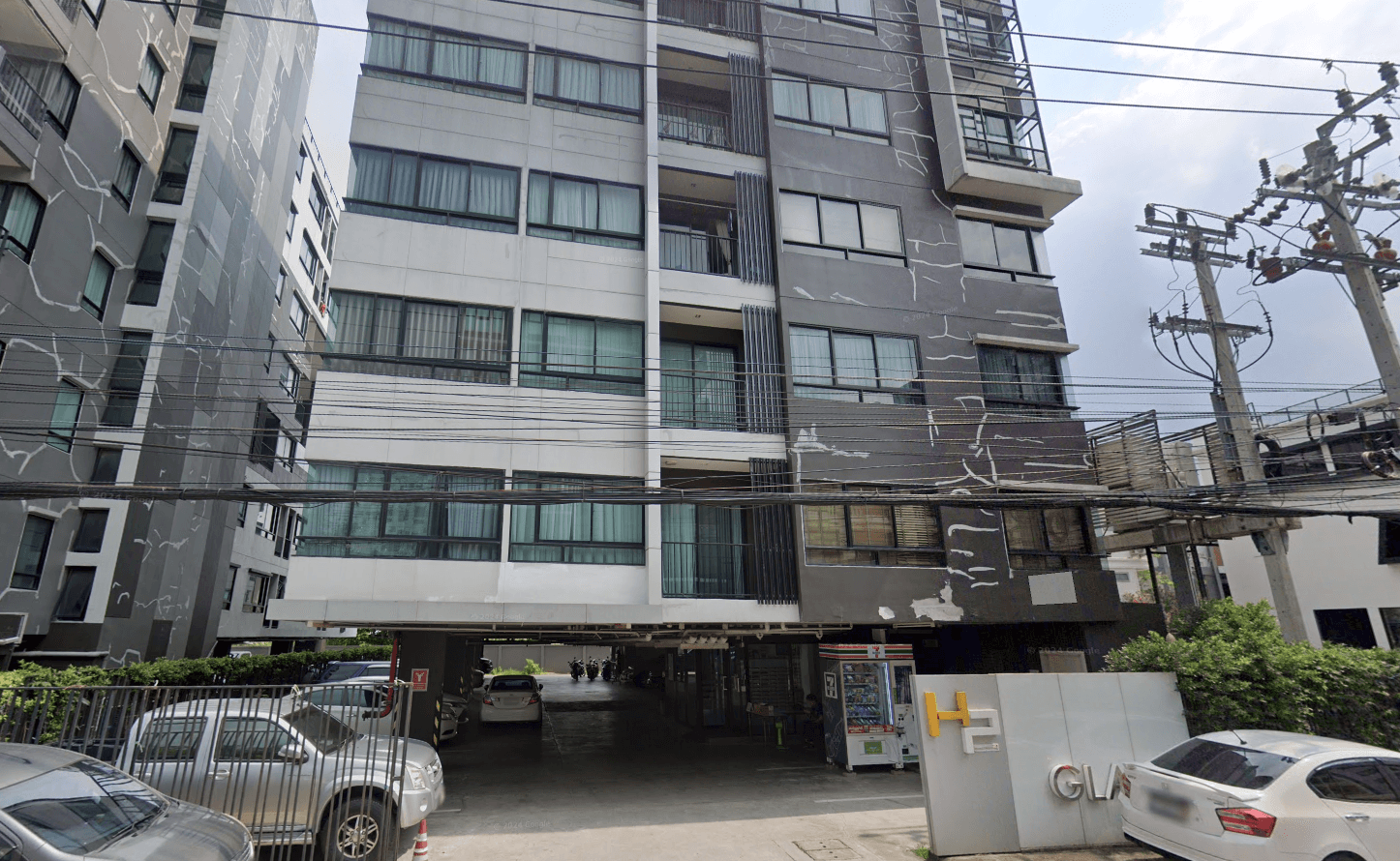 H2 Glass Condo - Bangkok condo exterior and facilities