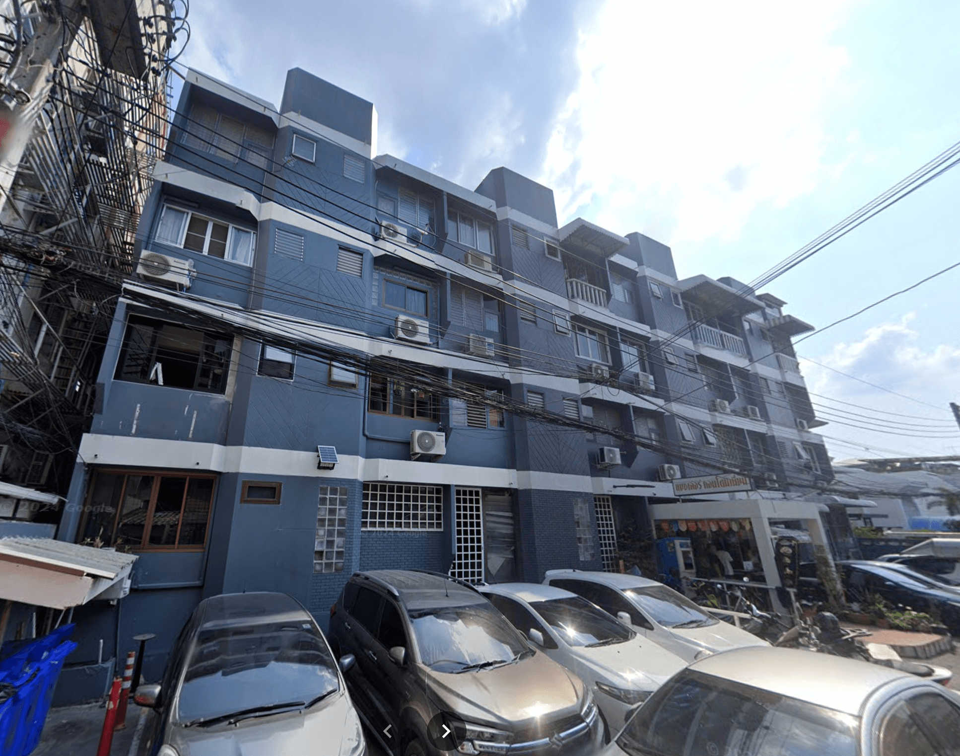 Home Bachelor Condominium - Bangkok condo exterior and facilities