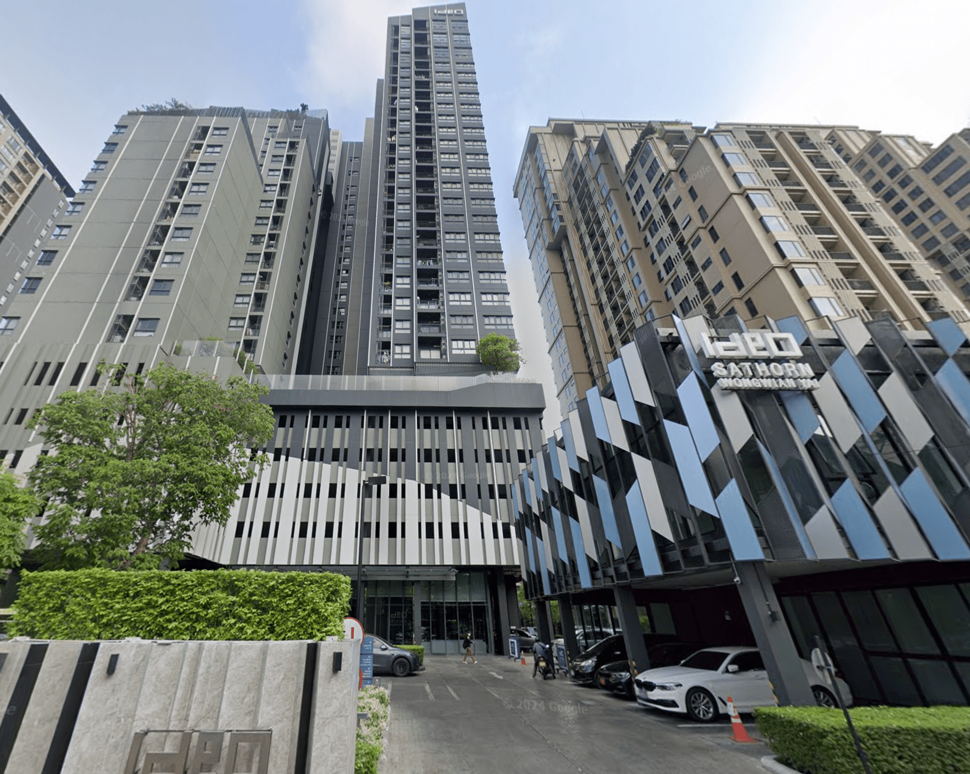 Ideo Sathon-Wongwian Yai - Bangkok condo exterior and facilities