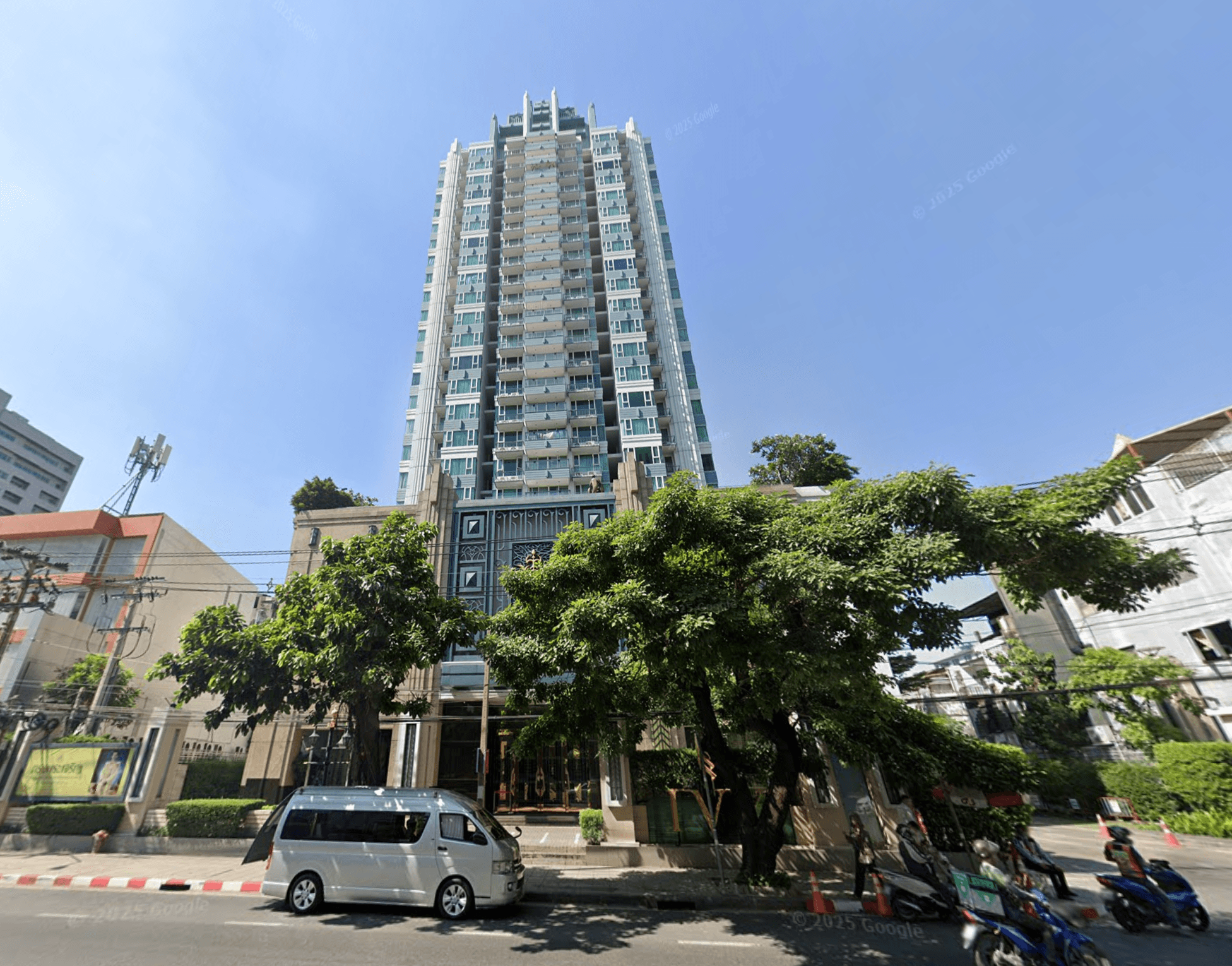Ivy Thonglor - Bangkok condo exterior and facilities