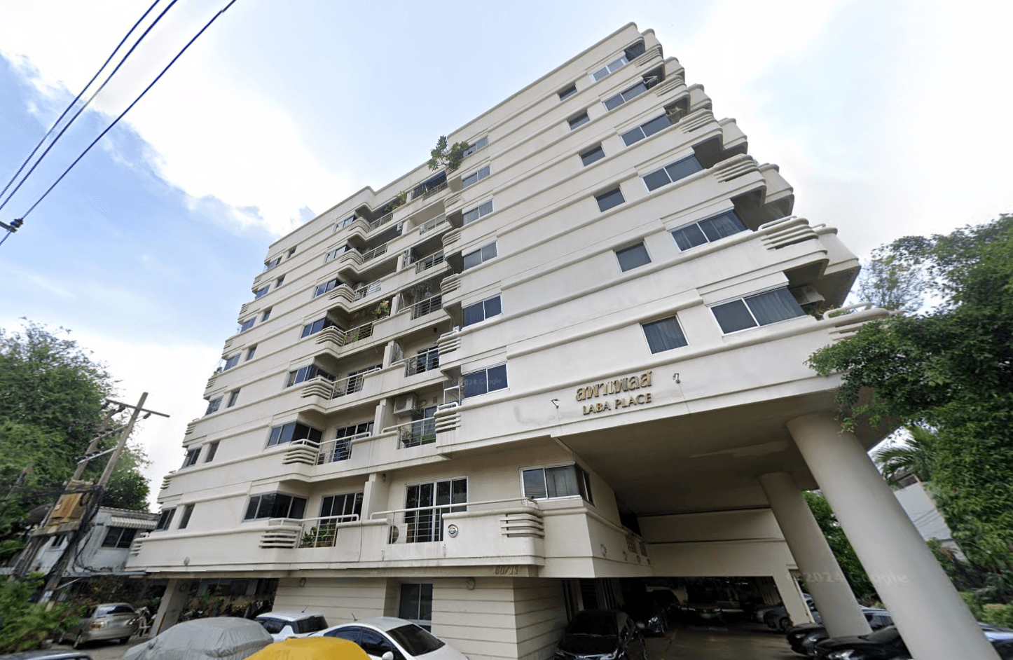 Lapa Place - Bangkok condo exterior and facilities