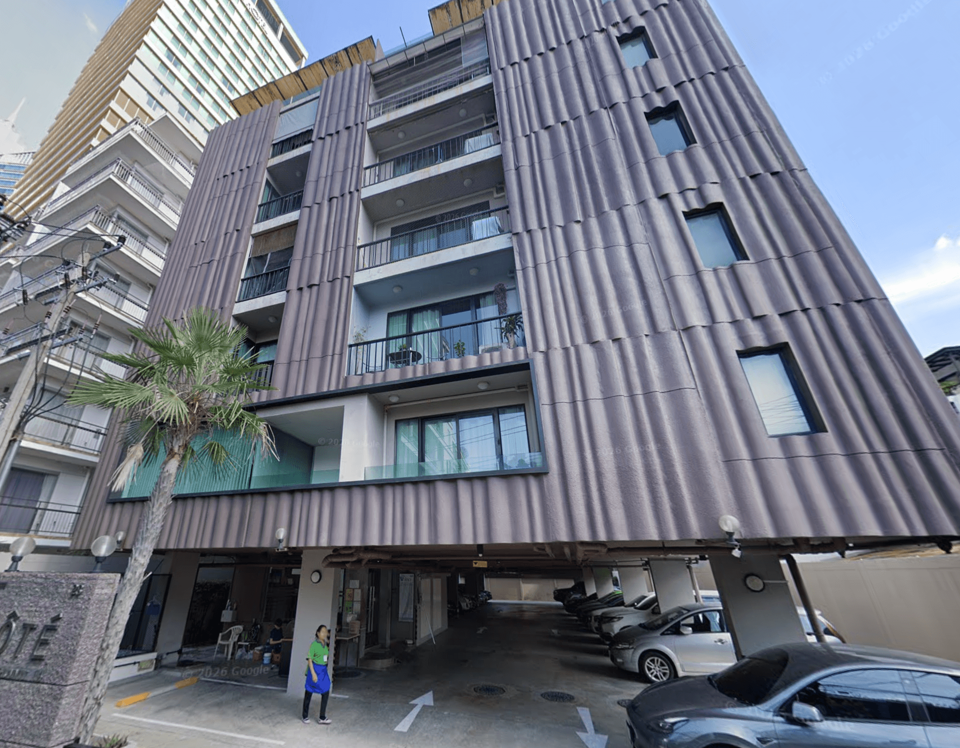 Le Cote Sukhumvit 14 - Bangkok condo exterior and facilities