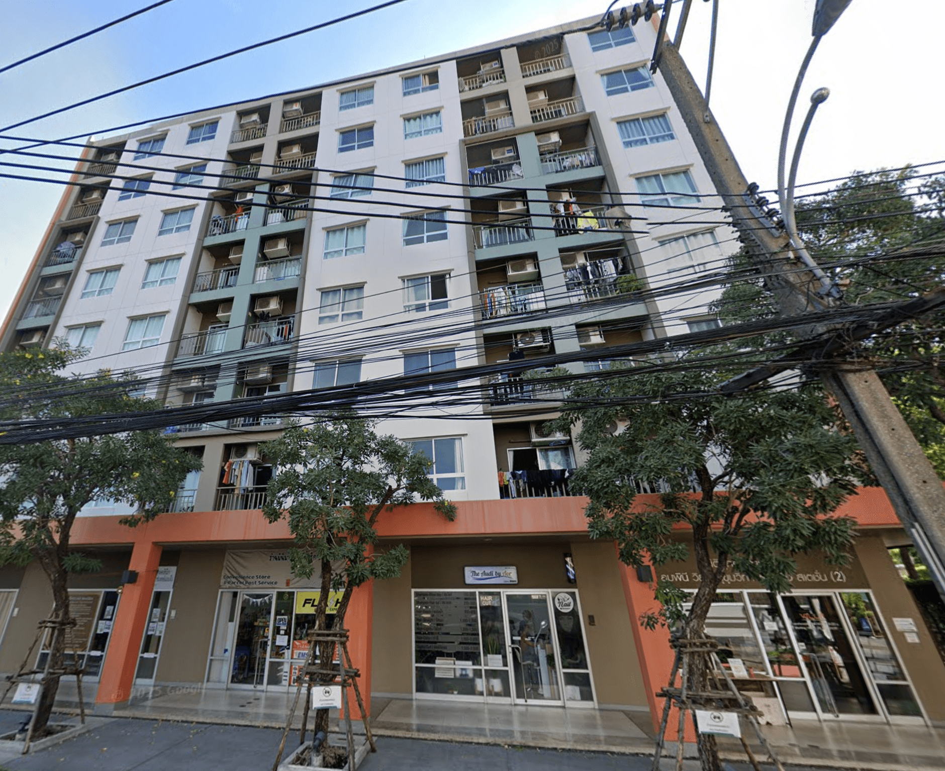 Lumpini Ville Sukhumvit 76 Bearing Station - Bangkok condo exterior and facilities