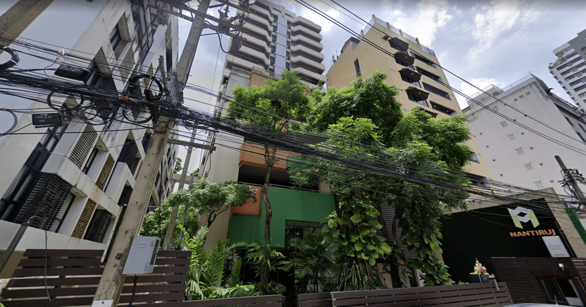 Nantiruj Tower - Bangkok condo exterior and facilities