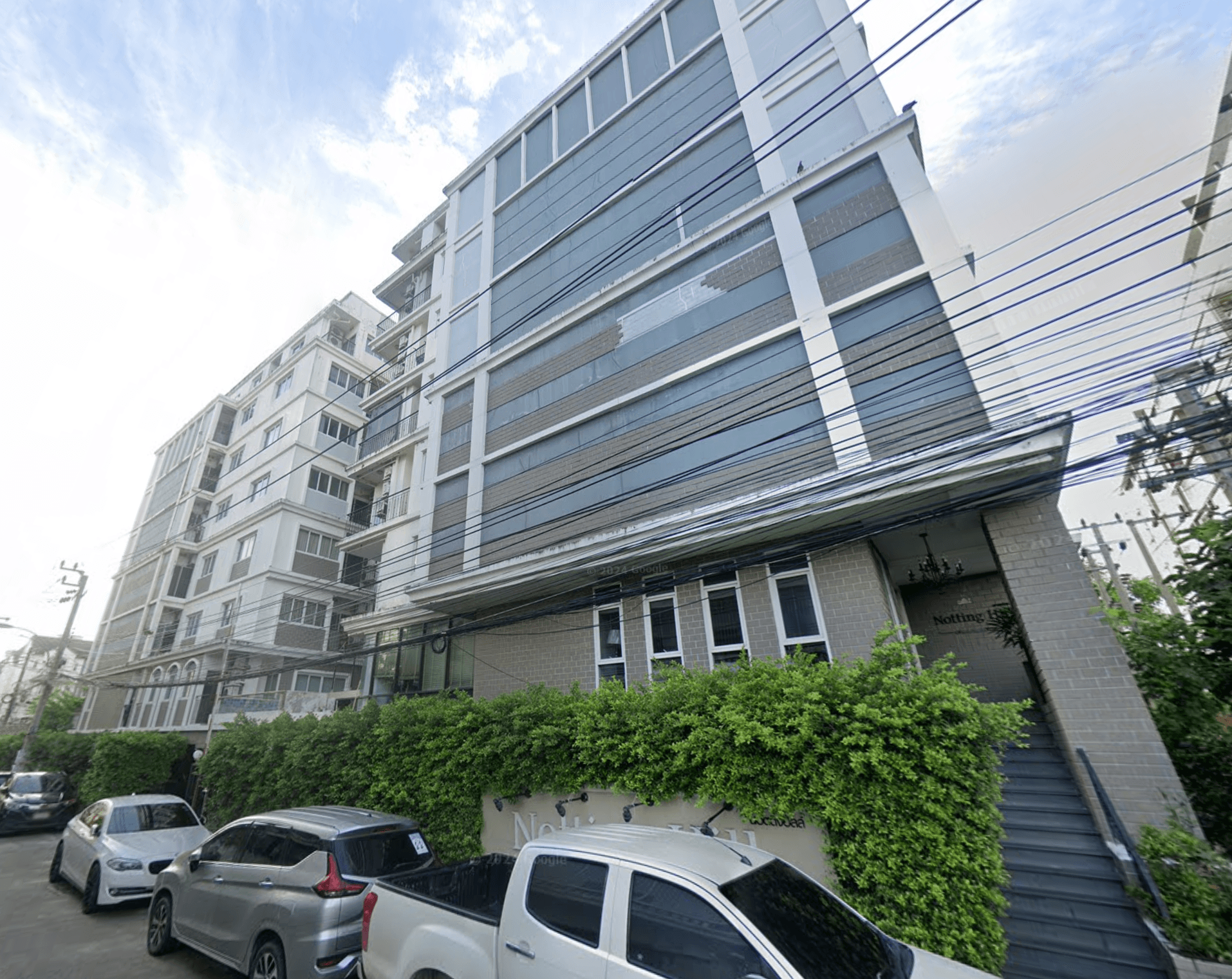 Notting Hill Bearing - Bangkok condo exterior and facilities