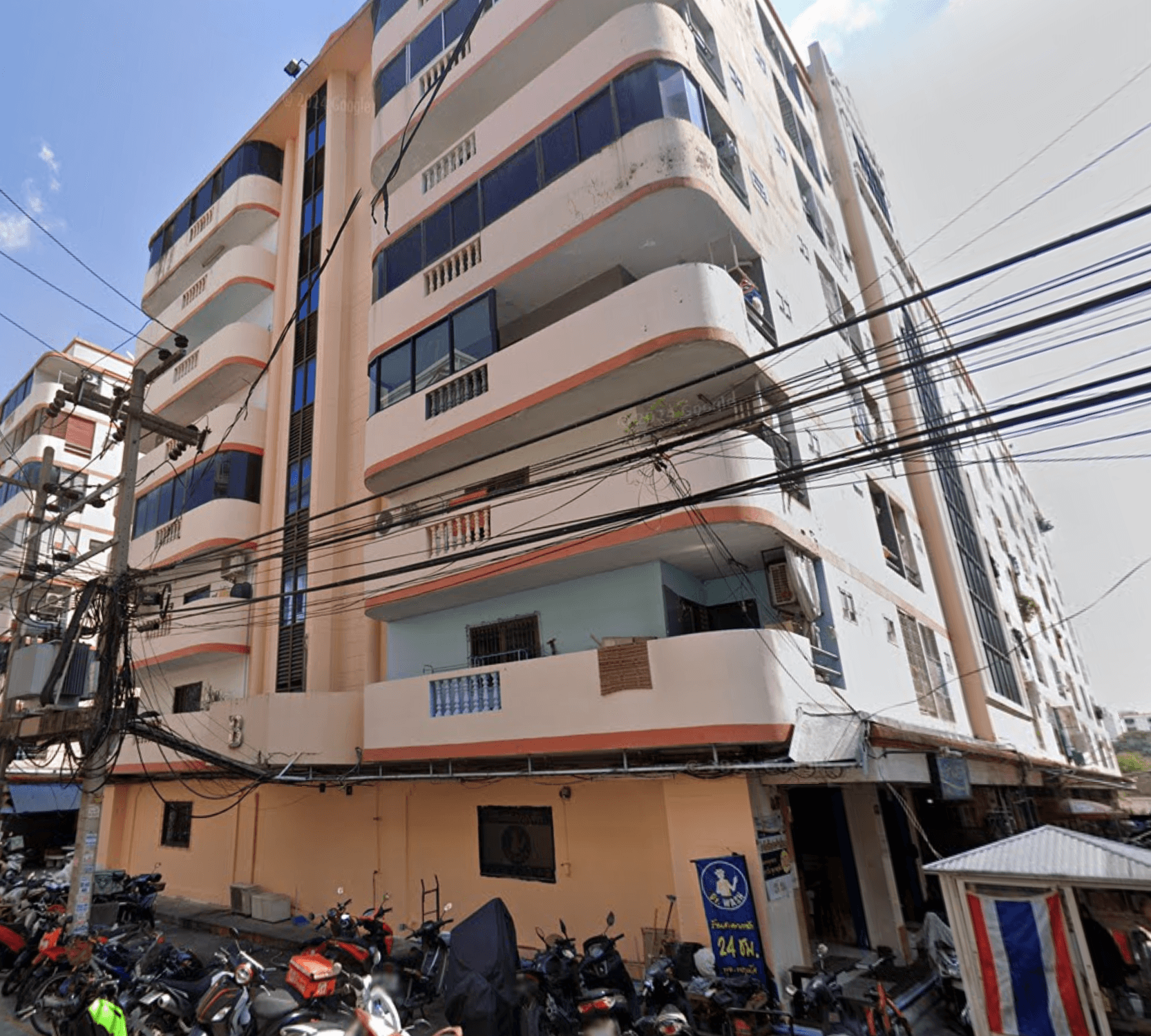 Phraya Phirom Condominium - Bangkok condo exterior and facilities