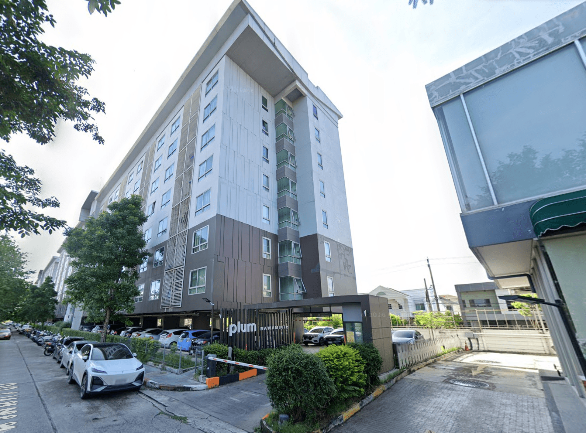Plum @ Nawamin - Bangkok condo exterior and facilities