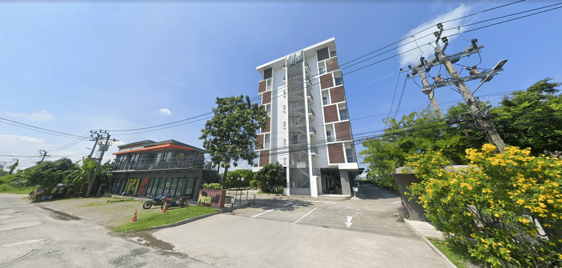 Porch Condominium - Bangkok condo exterior and facilities