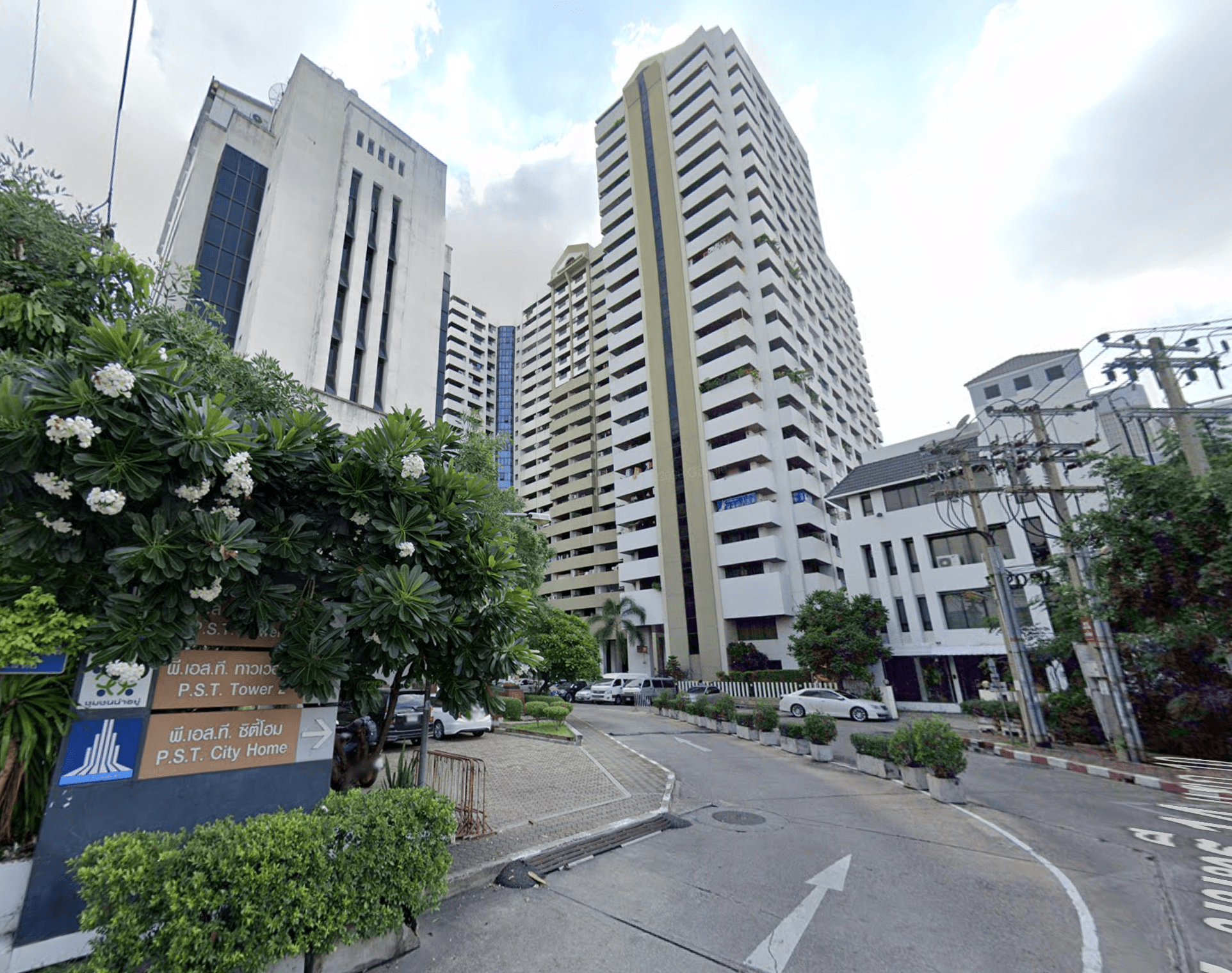 Pst City Home - Bangkok condo exterior and facilities