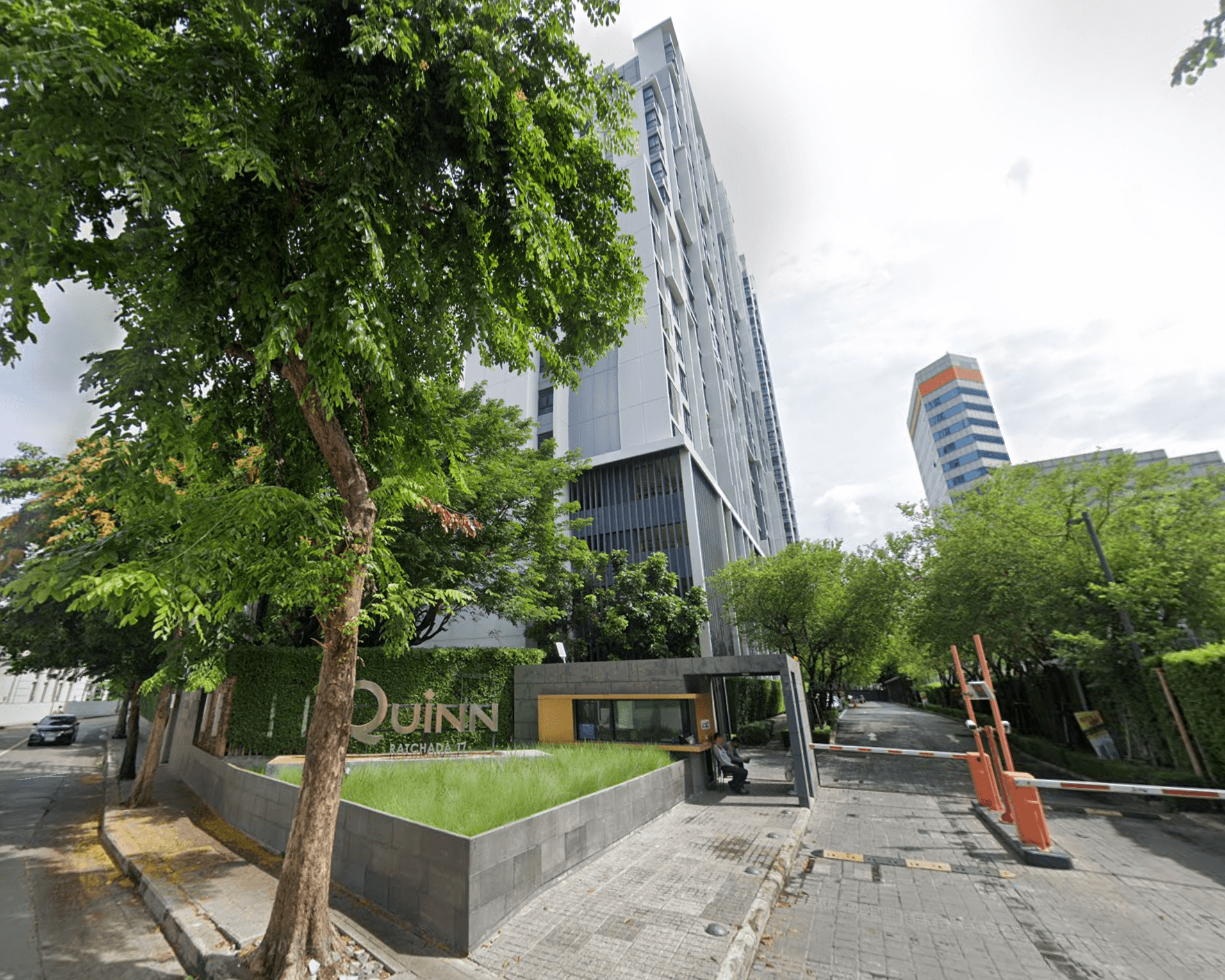 Quinn Ratchada 17 - Main Image