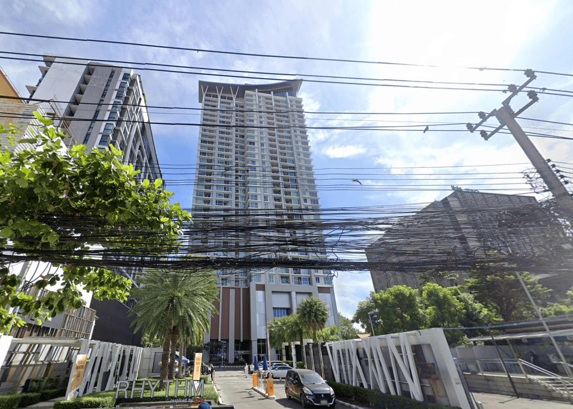 Rhythm Ratchada-Huai Khwang - Bangkok condo exterior and facilities