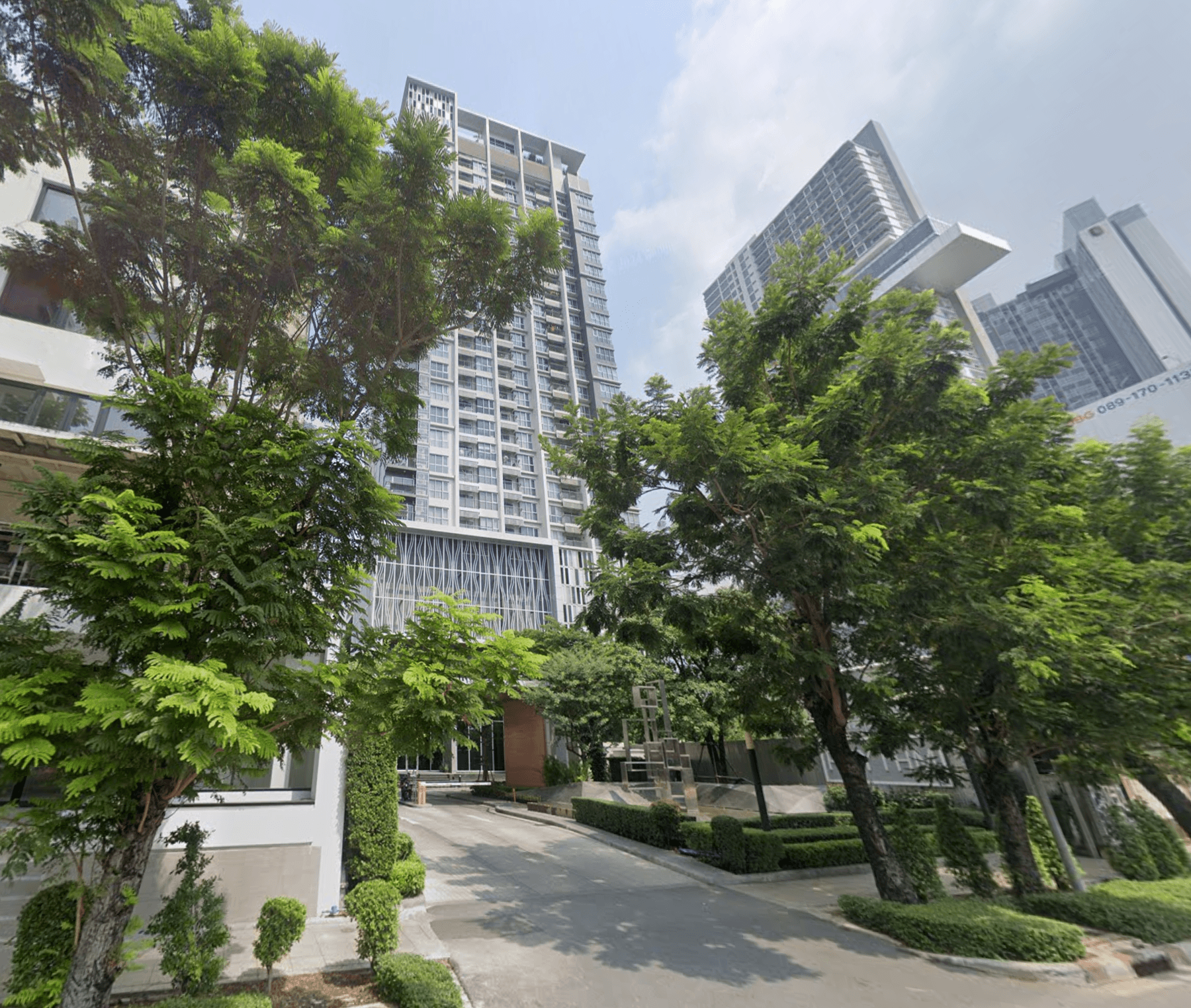 Rhythm Sathorn - Narathiwas - Main Image