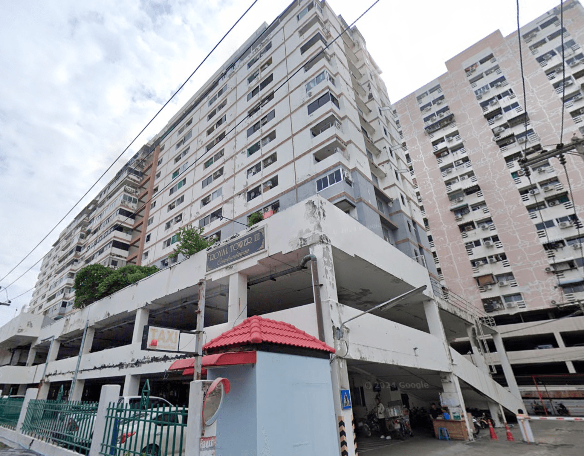 Royal Tower condominium 3 - Main Image