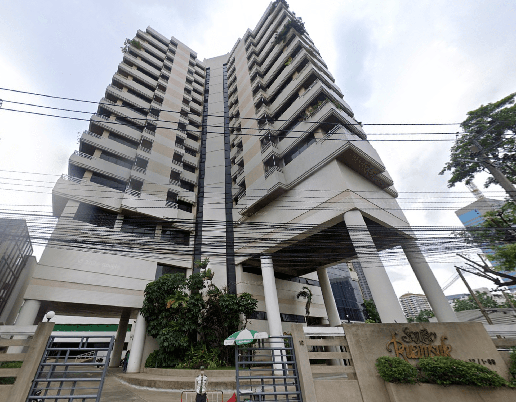 Ruamsuk Condo - Bangkok condo exterior and facilities