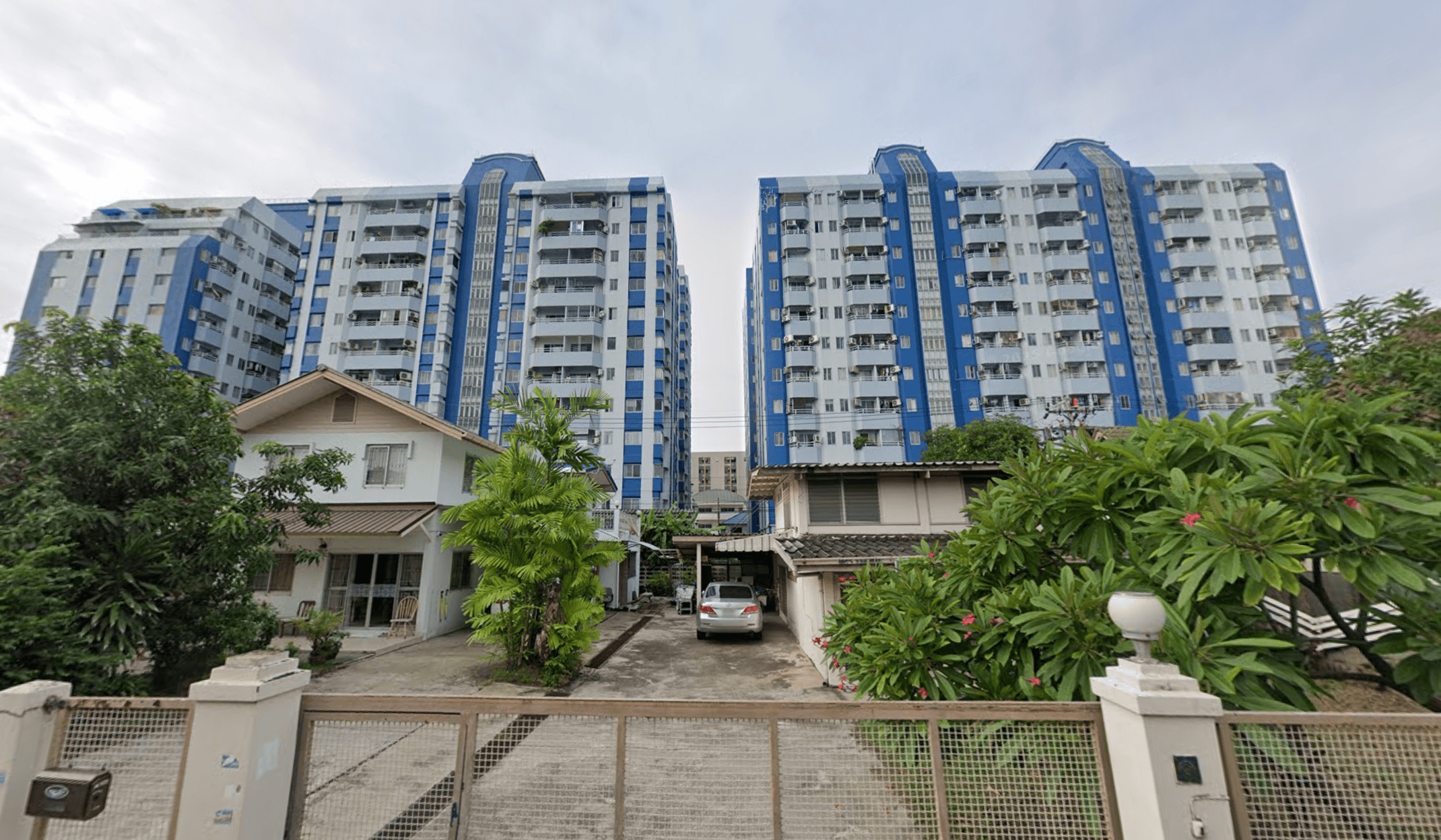 Sawasdee Bangkok Condominium - Main Image