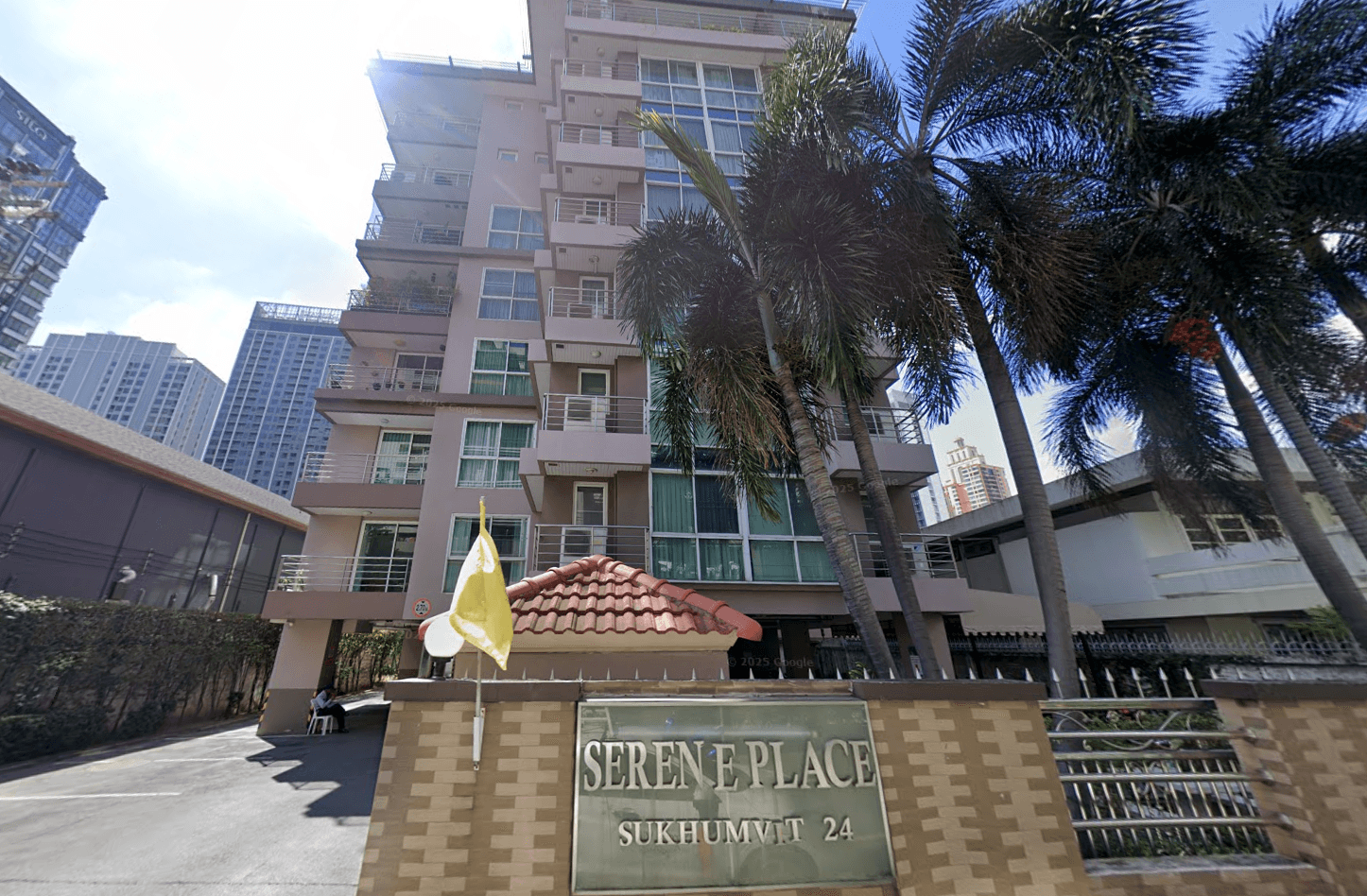 Serene Place Sukhumvit 24 - Bangkok condo exterior and facilities