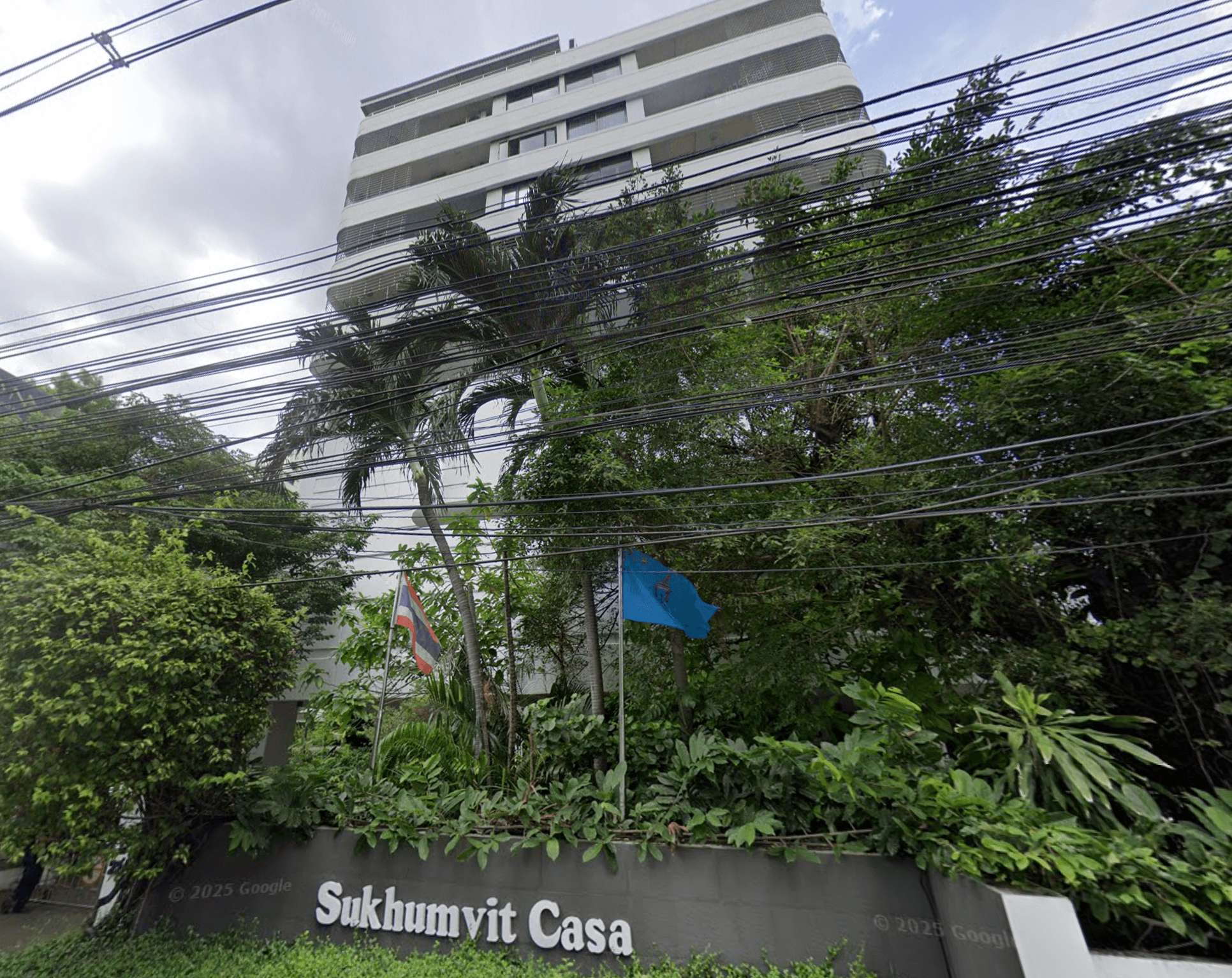 Sukhumvit Casa - Bangkok condo exterior and facilities