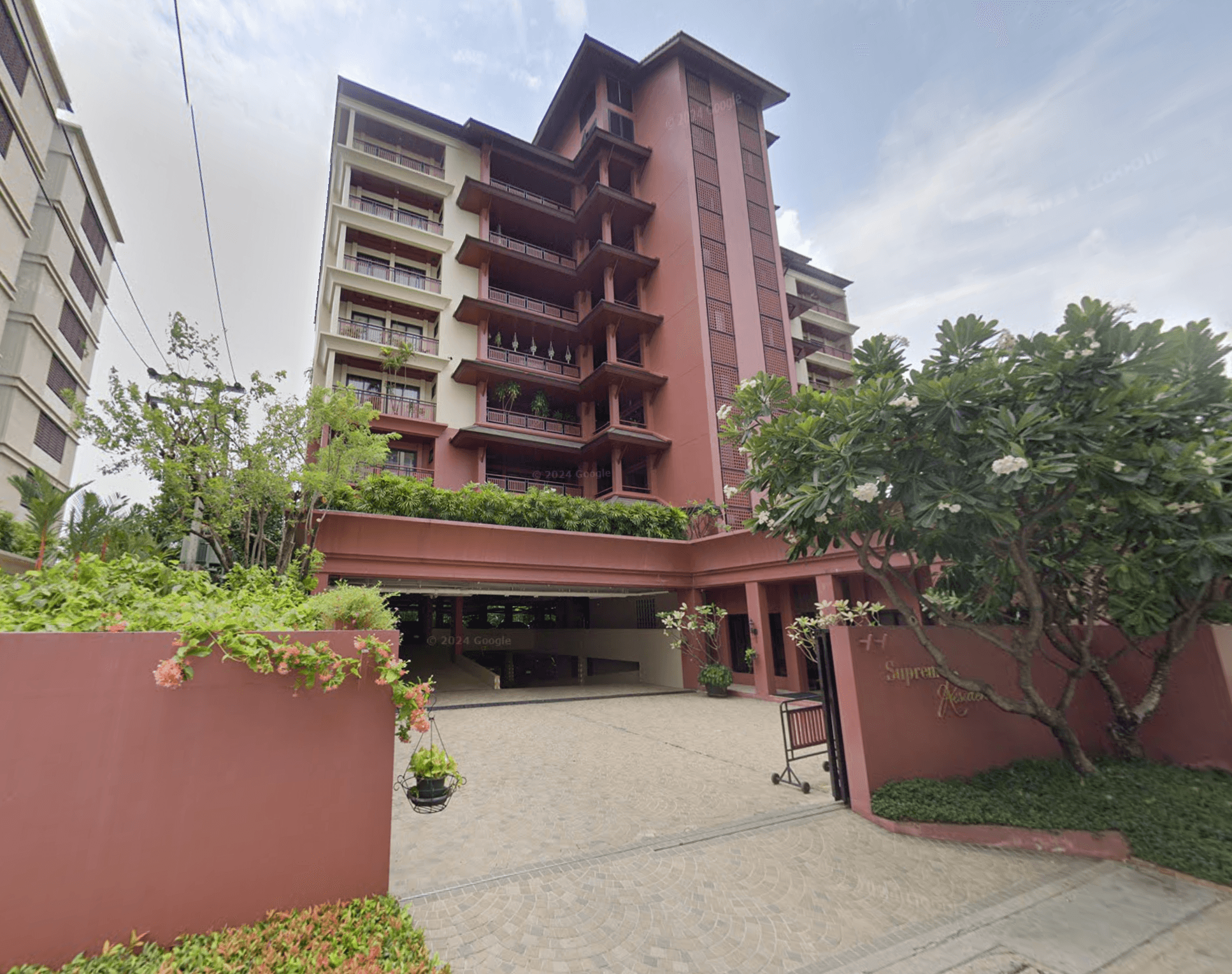 Supreme Residence - Bangkok condo exterior and facilities