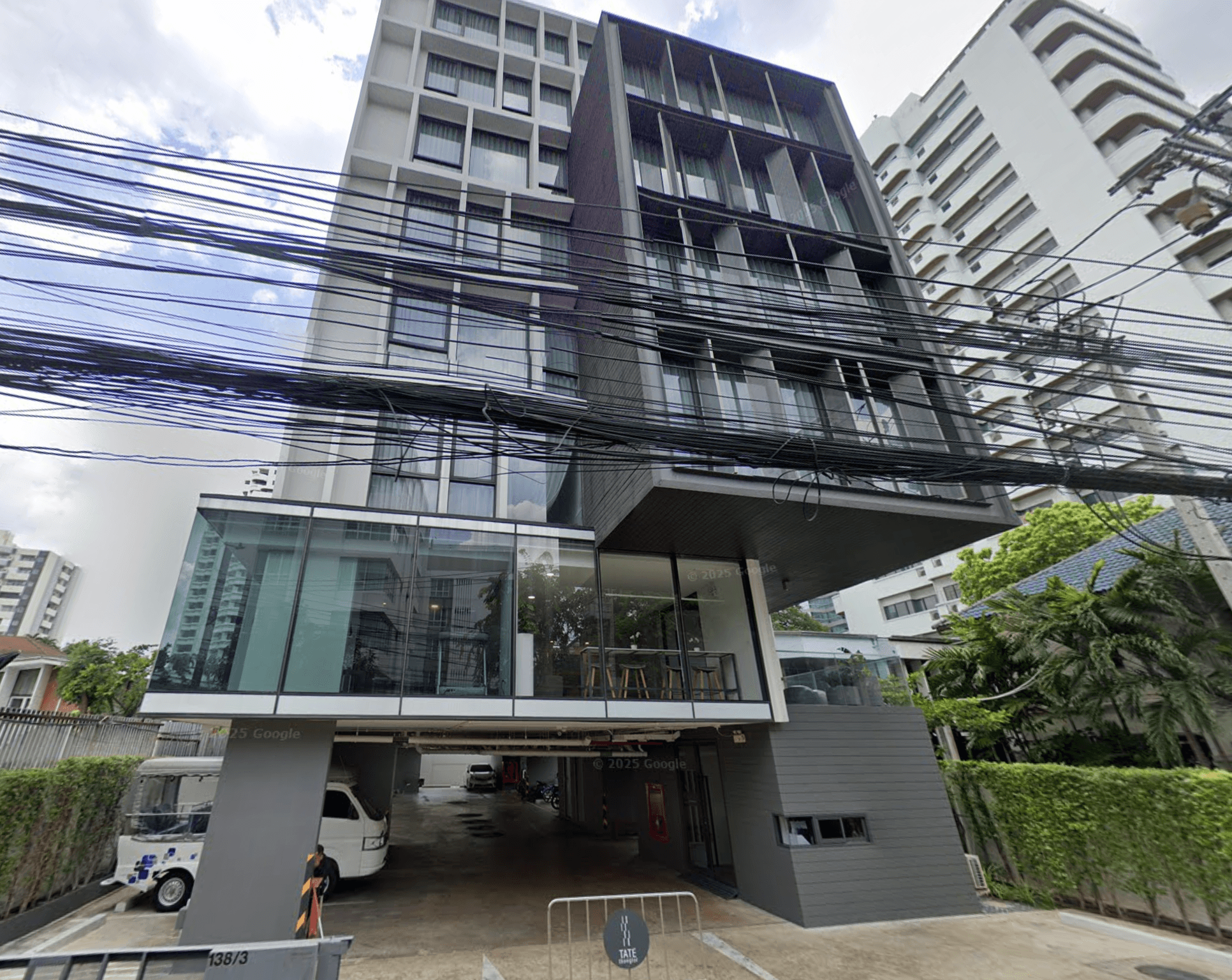 Tate Thong Lo - Bangkok condo exterior and facilities