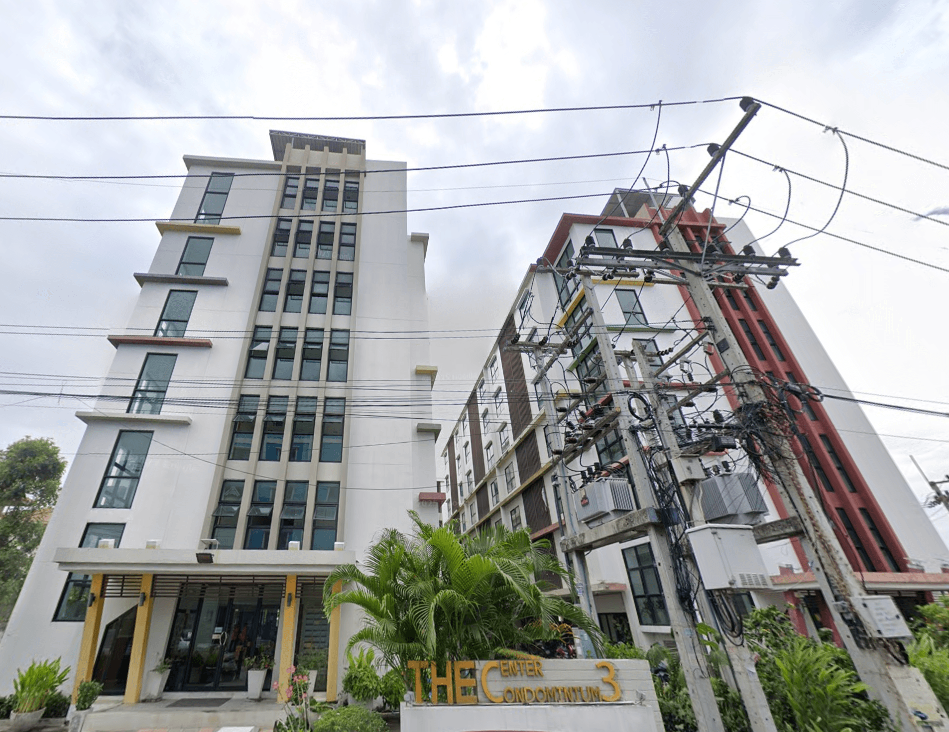 THE CENTER CONDOMINIUM 3 - Bangkok condo exterior and facilities