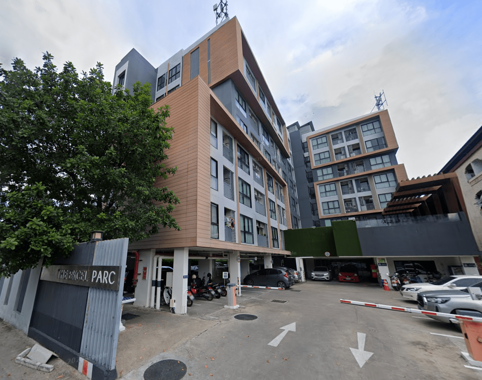 The Excel Parc - Bangkok condo exterior and facilities