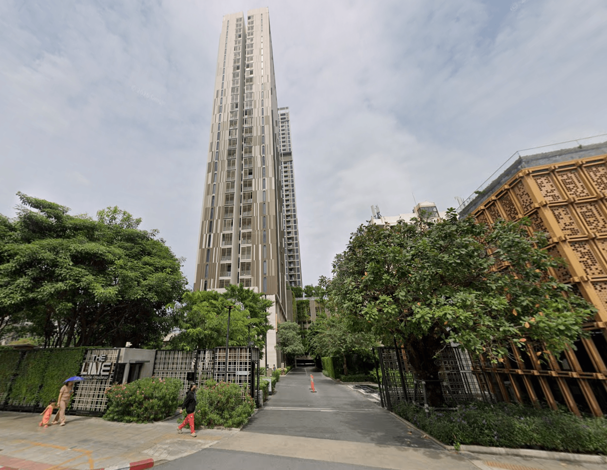 The Line Phahon - Pradipat - Bangkok condo exterior and facilities