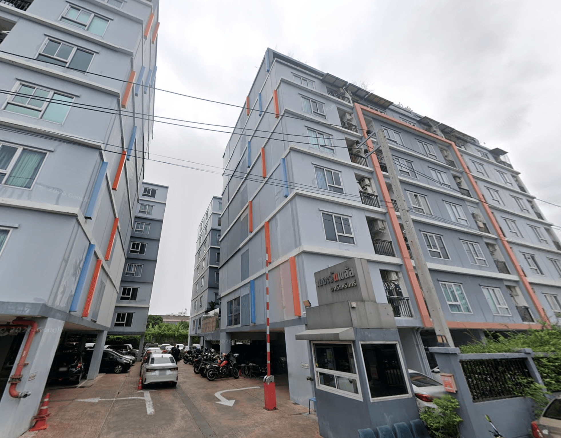 The One Plus+ @Srinakarin - Bangkok condo exterior and facilities