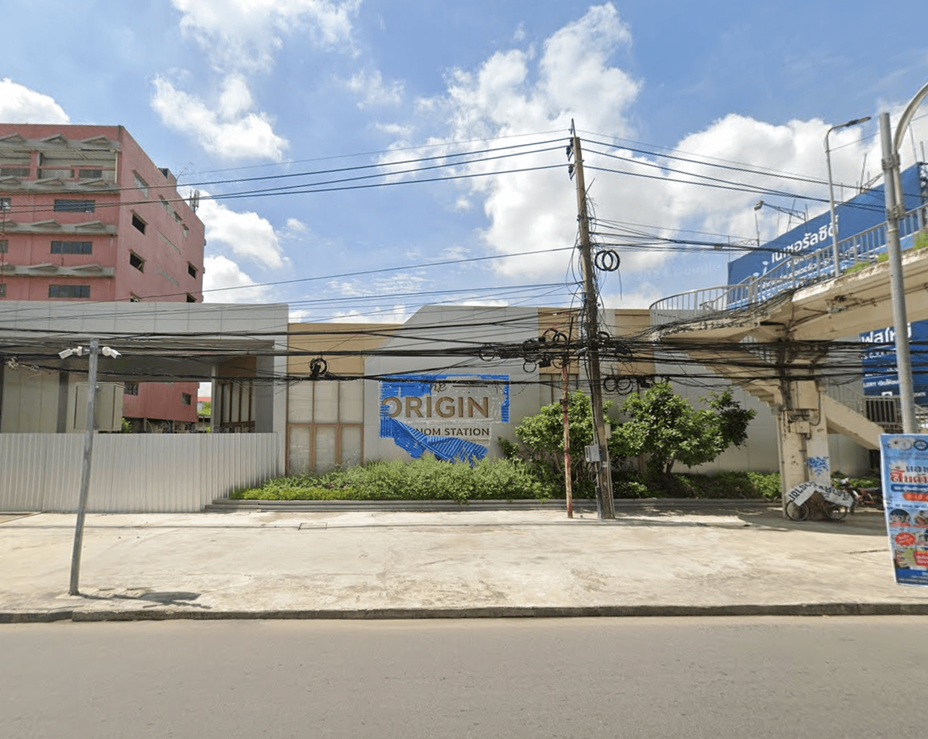 The Origin Triam Nom Station - Bangkok condo exterior and facilities