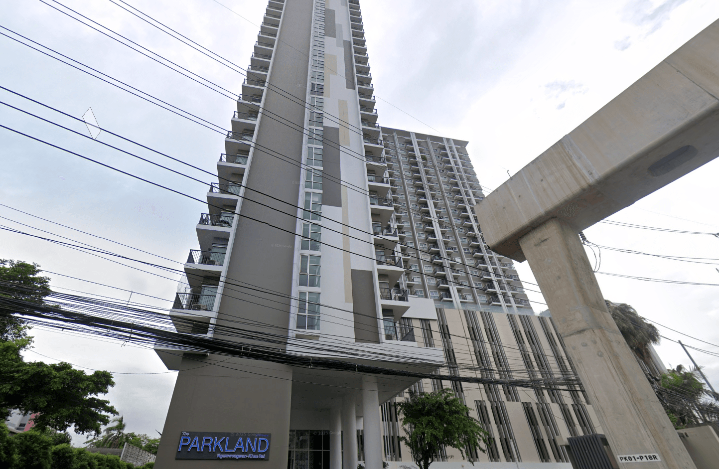 The Parkland Ngamwongwan-Khae Rai - Bangkok condo exterior and facilities