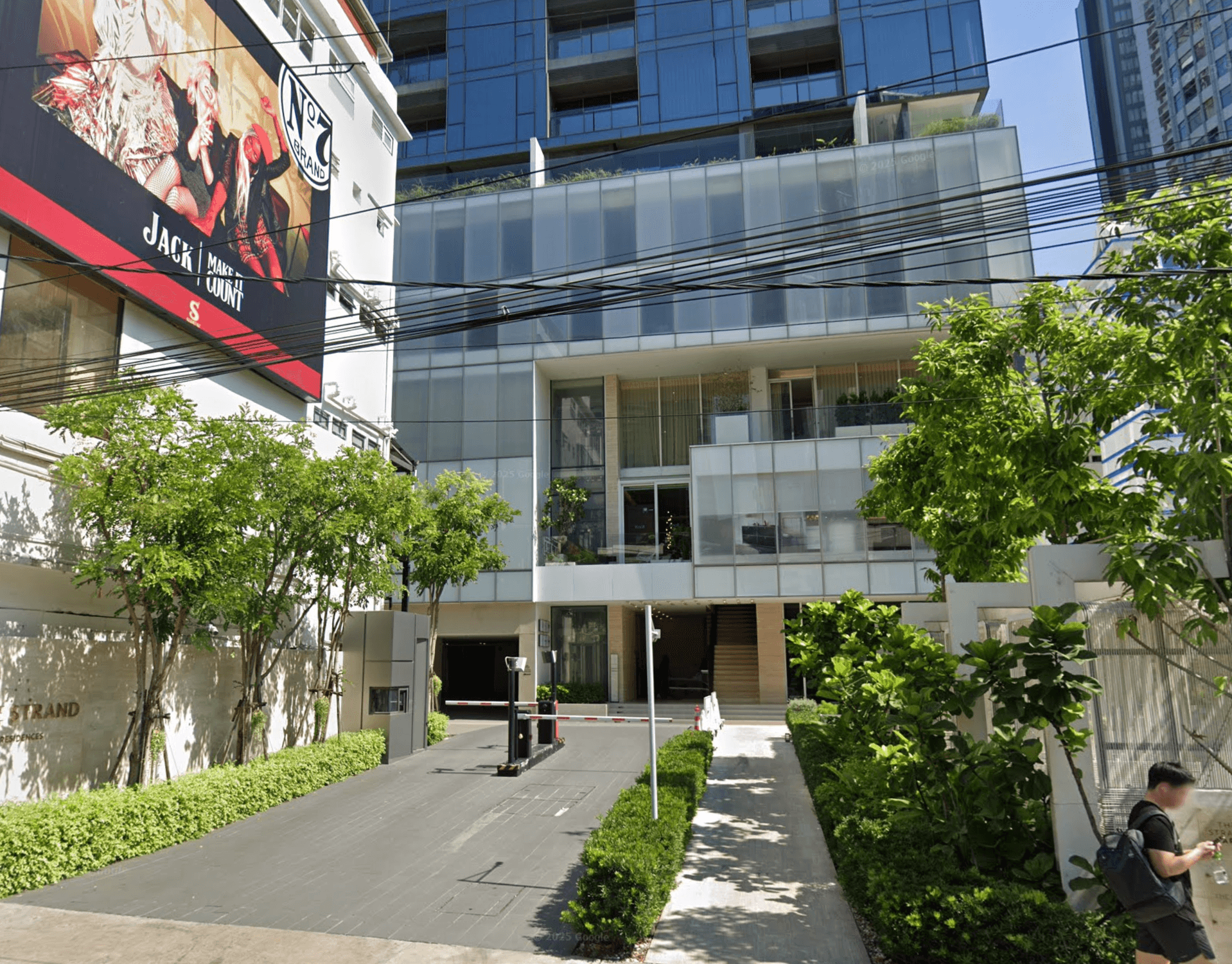 The Strand Thonglor - Bangkok condo exterior and facilities