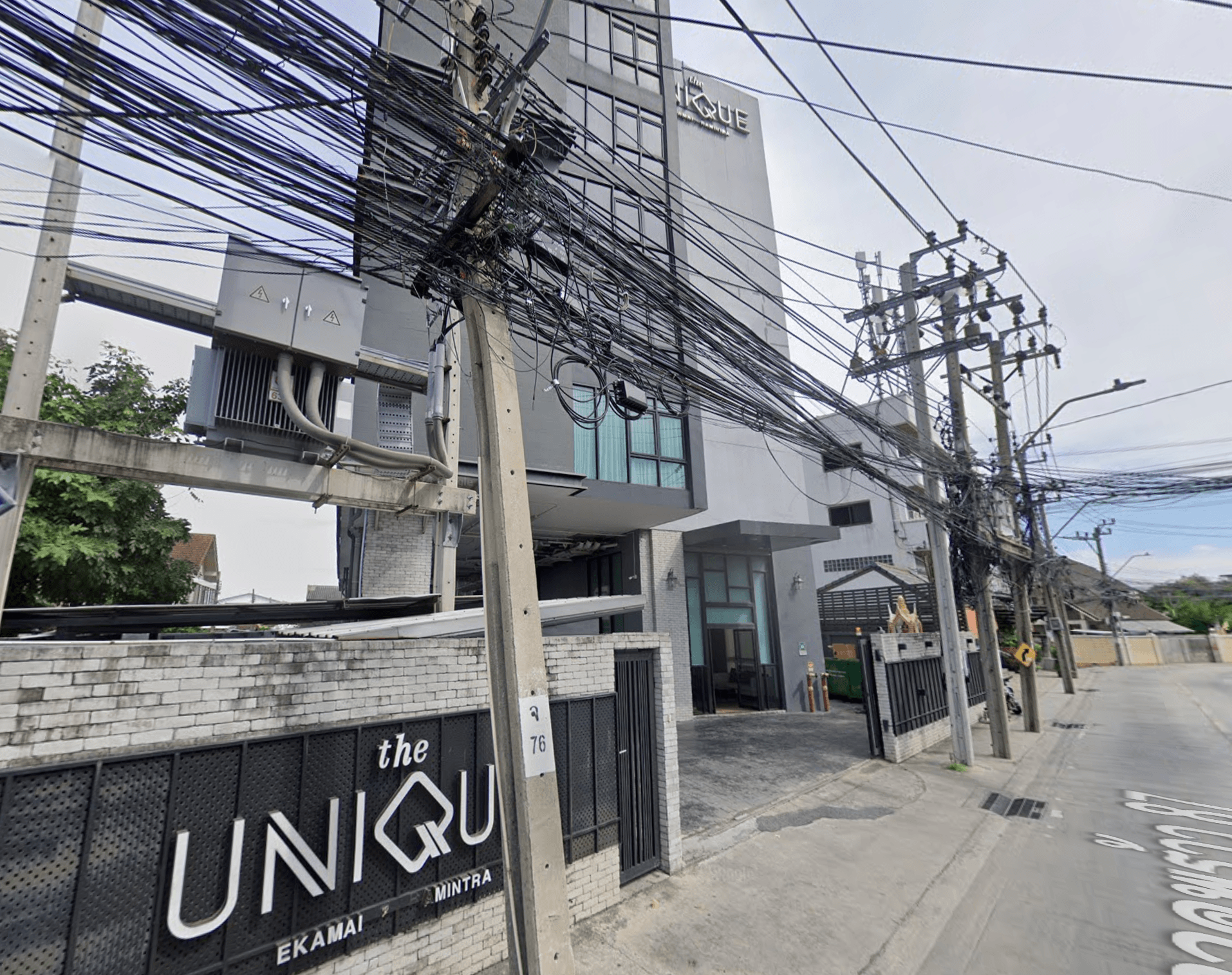 The Unique Ekamai-Ramintra - Main Image