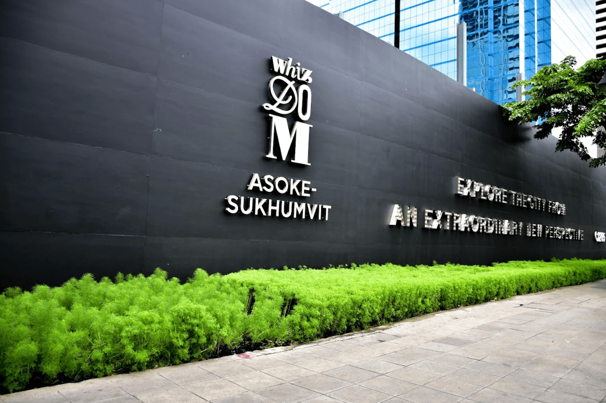 Whizdom Asoke-Sukhumvit - Bangkok condo exterior and facilities