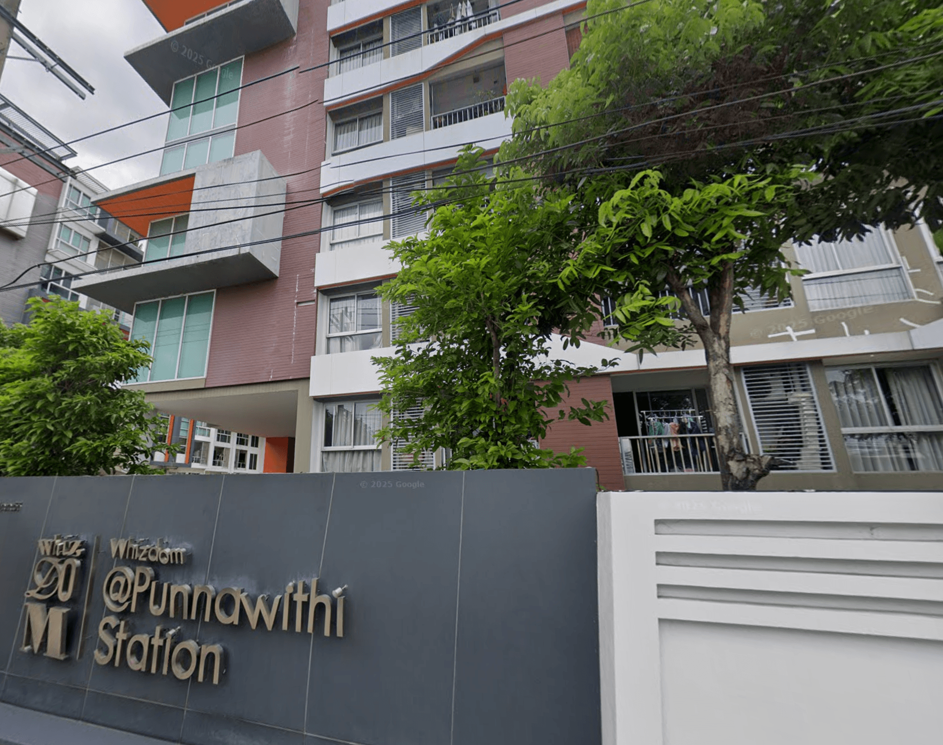 Whizdom Punnawithi Station Condominium - Bangkok condo exterior and facilities